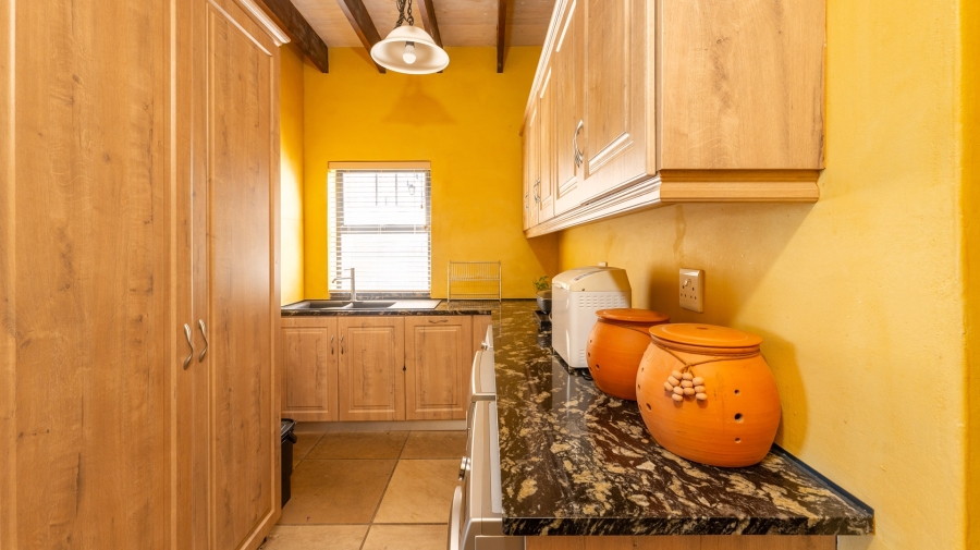 5 Bedroom Property for Sale in Agulhas Western Cape